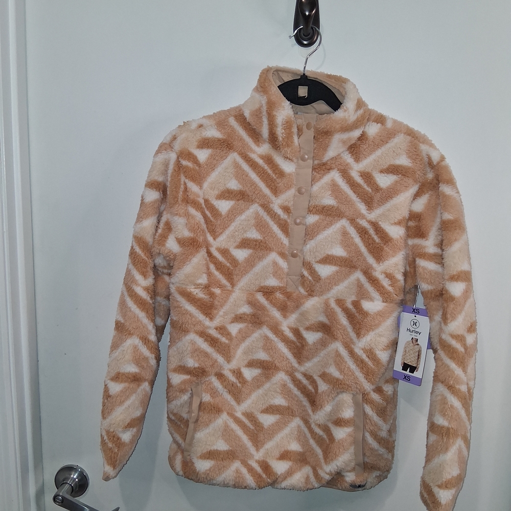 Hurley Tan and White Patterned Fleece Pullover